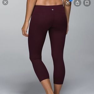 🍋 Lululemon crop leggings